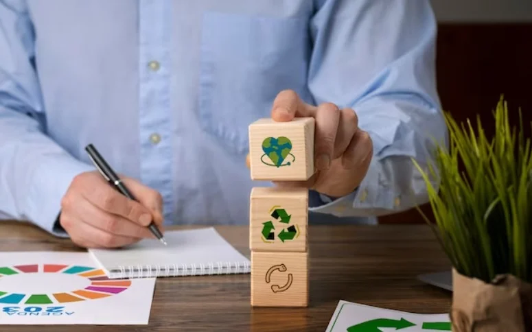 Cubos de madera con imagenes del mdio ambiente